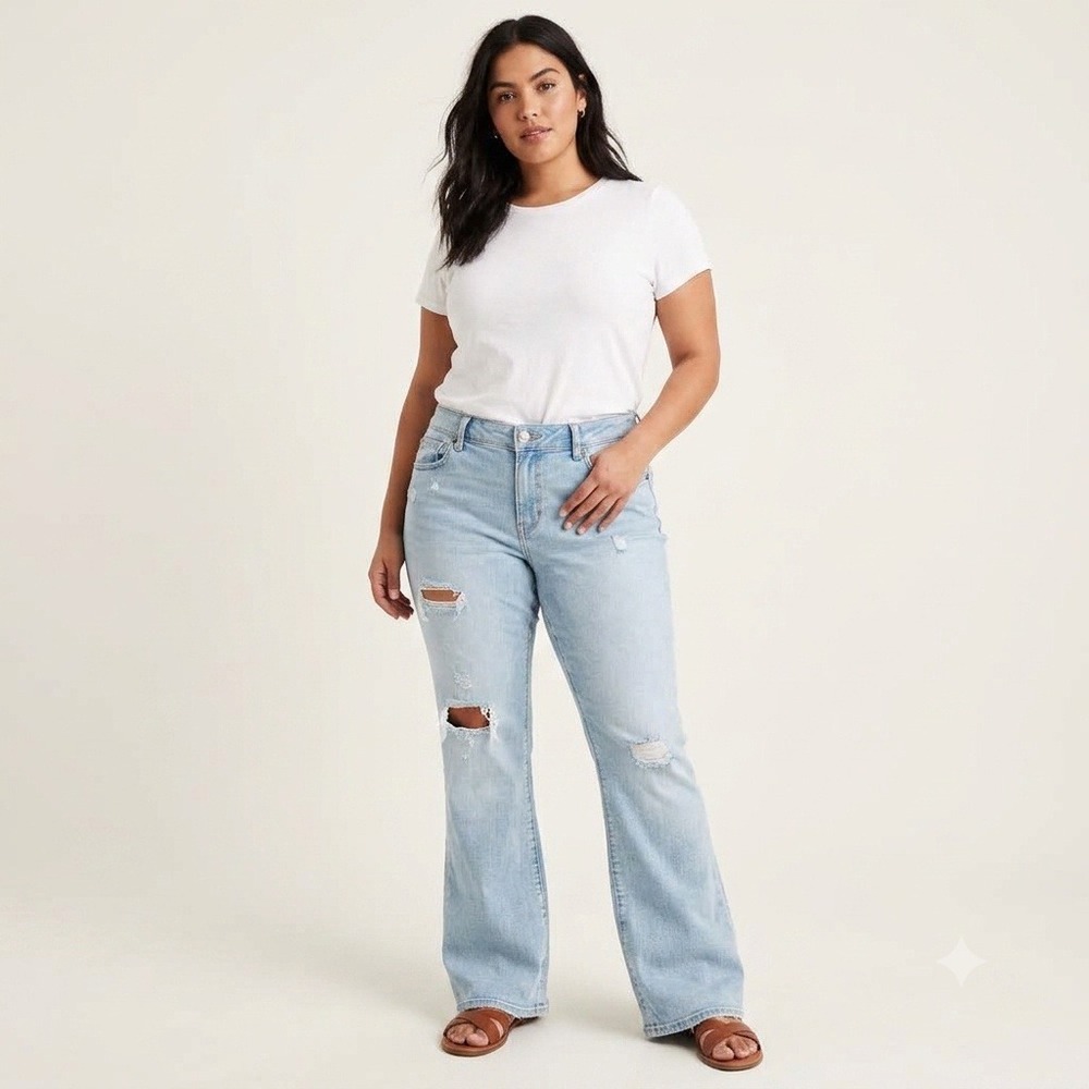 American Eagle Jeans Women 18 Light Blue Distressed Ripped Cotton Bootcut Flare
